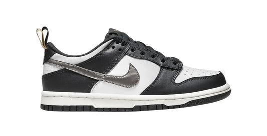 NIKE DUNK LOW METALLIC